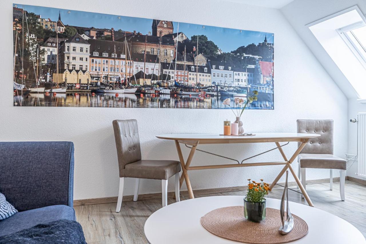 Fewo1846 - Im Sonnenhof - Komfortable 2-Zimmer-Wohnung Im Stadtzentrum Flensburg Dış mekan fotoğraf