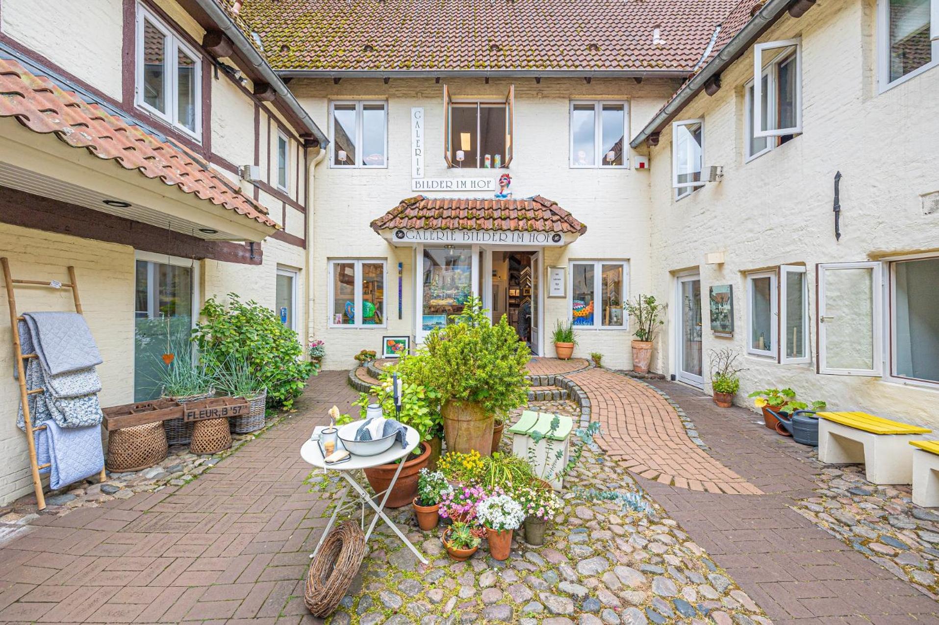 Fewo1846 - Im Sonnenhof - Komfortable 2-Zimmer-Wohnung Im Stadtzentrum Flensburg Dış mekan fotoğraf